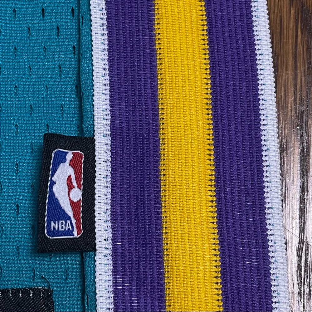 Adidas New Orleans Hornets Chris Paul NBA Jersey - Picture 10 of 16